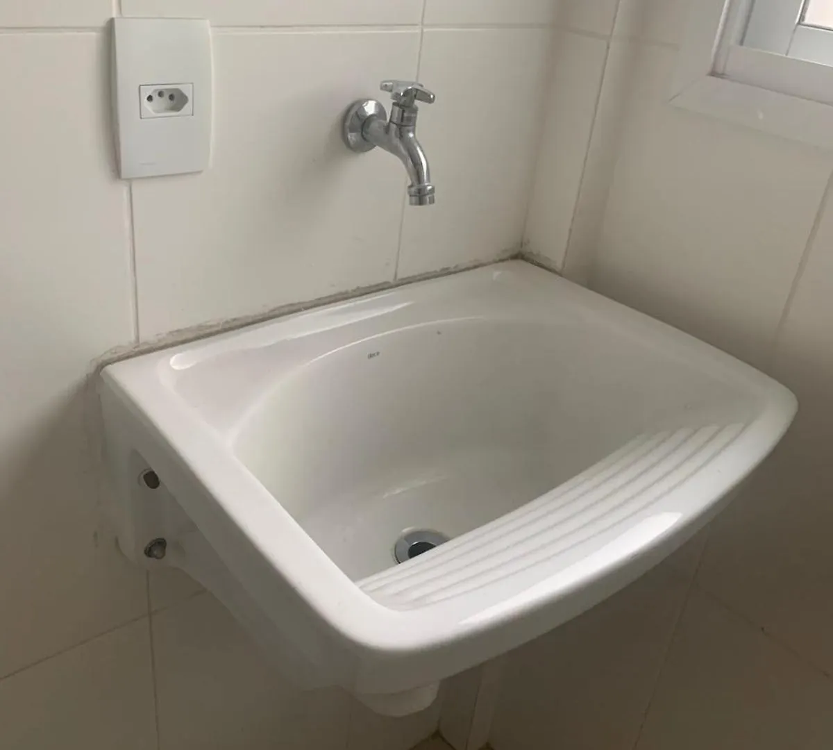 Otimo Apartamento De 02 Quartos 카보프리우 아파트
